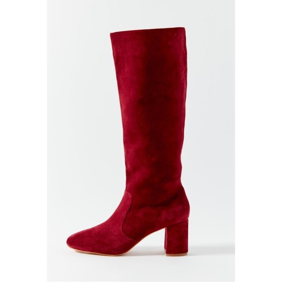 UO- Clara Knee-High Boot (7) - Picture 3 of 4